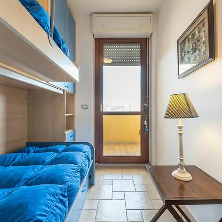 Attico Del Sole Apartment *